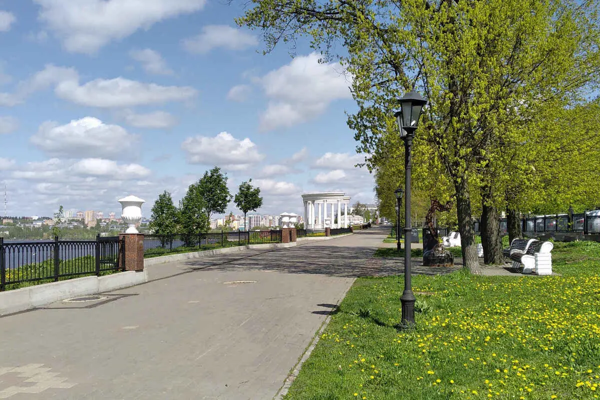 Откройте двери в мир квестов!
